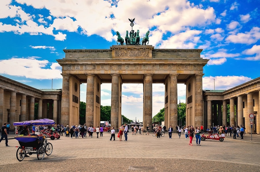 Brandenburg Gate and Pariser Platz in Berlin