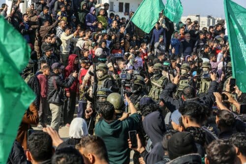 Palestinian Resistance Hands Over Israeli Prisoners To The Red Cross